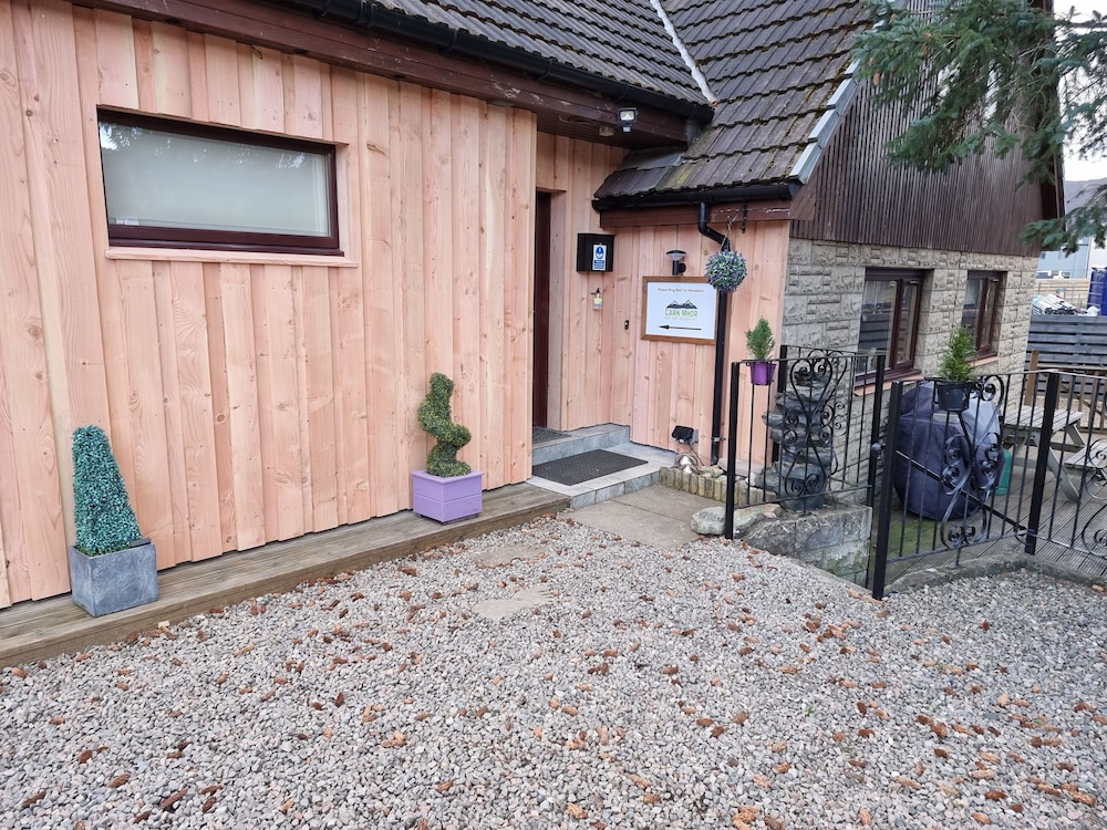 Carn Mhor Bed and Breakfast 44/50