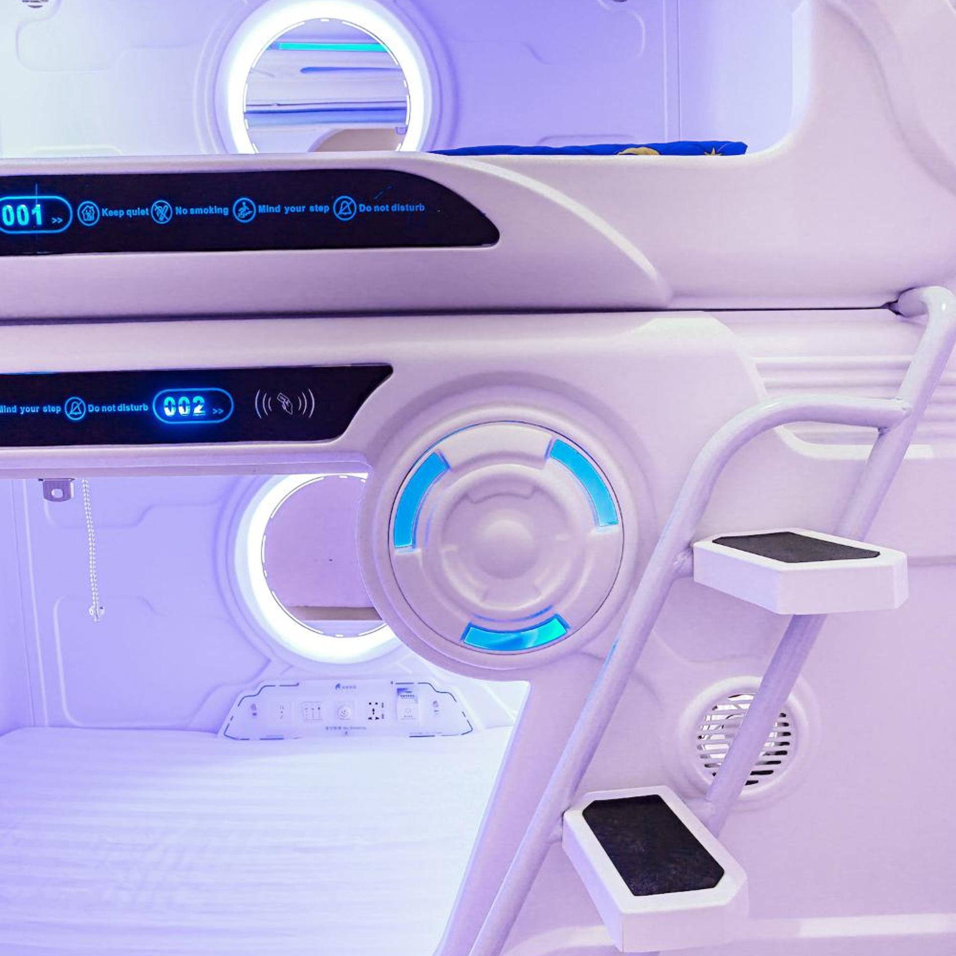 Spacepod Com 14/18