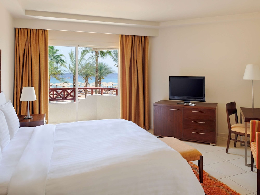 Naama Bay Promenade Beach Resort 11/66