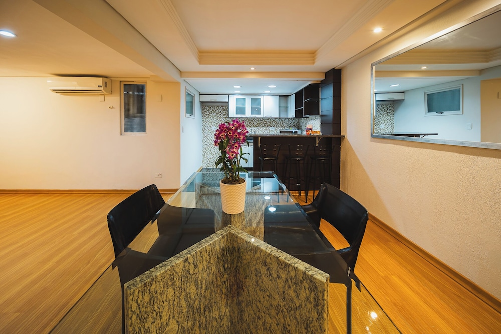 Hotel Golden Park Curitiba by Nacional Inn 84/97