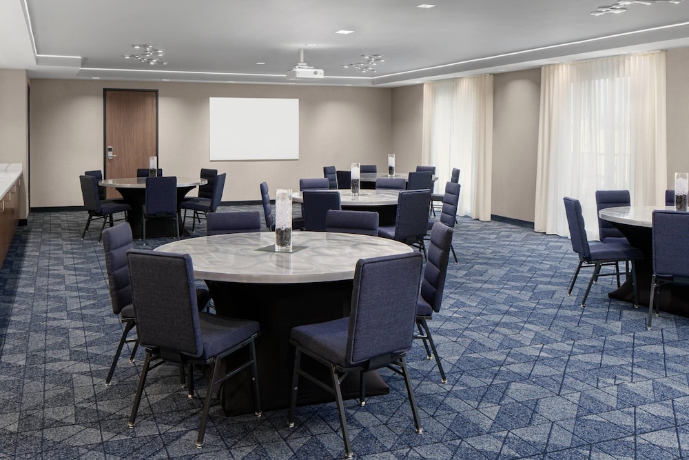 Courtyard by Marriott Houston I-10 West/Memorial 37/42