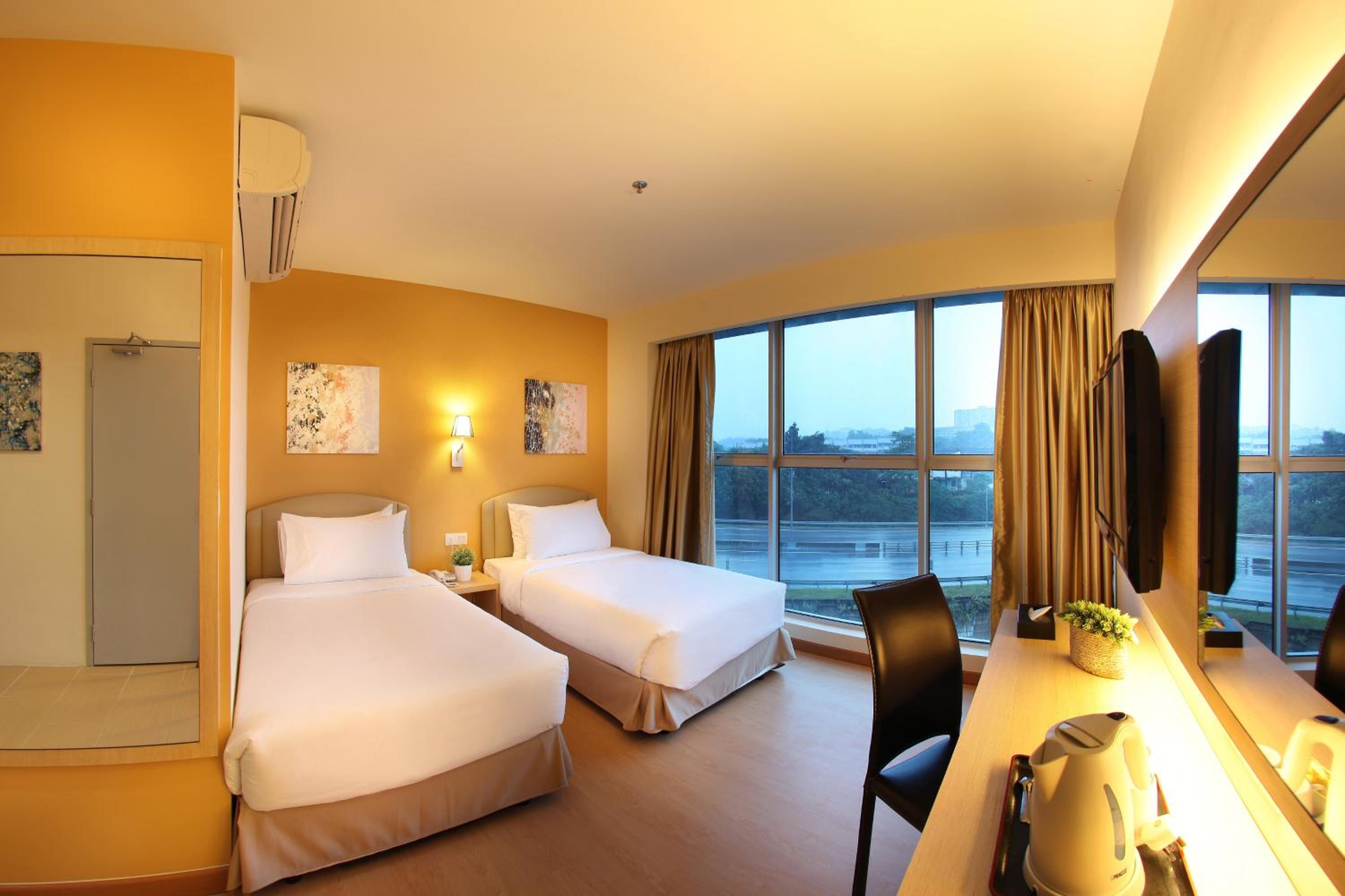غرفة ديلوكس بسرير مزدوج أو سريرين منفصلين، Hotel MinCott 4/7