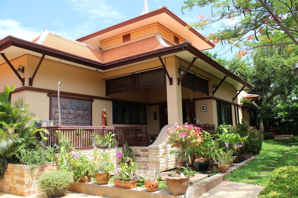 Malee Garden 2/48