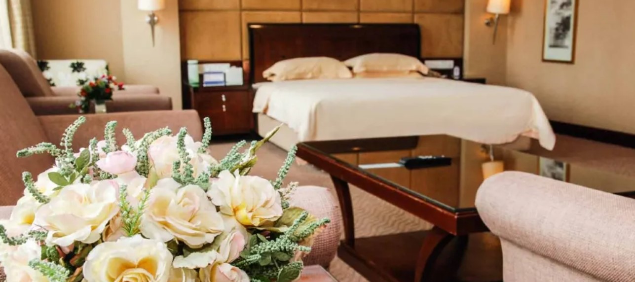 Chinflux Mandarin Hotel 38/44