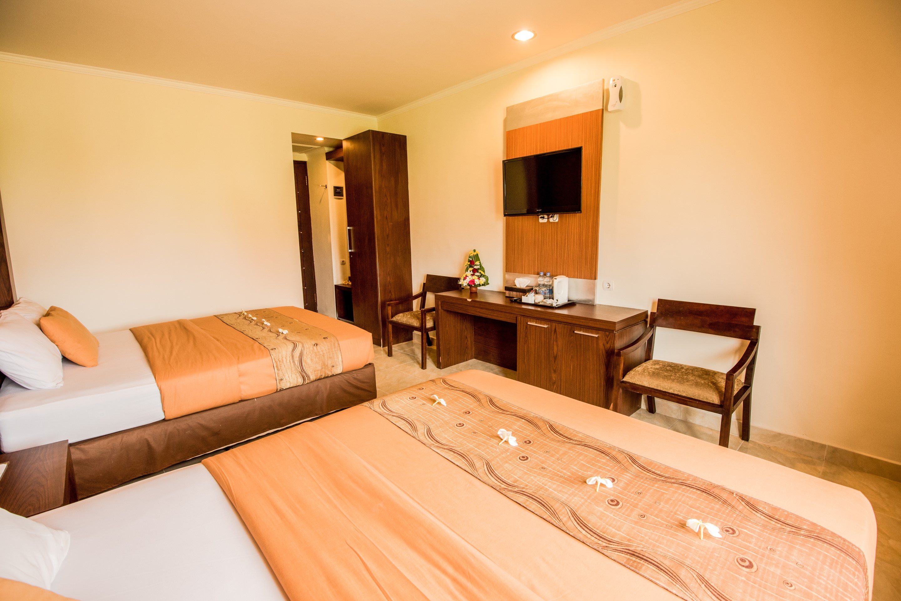 Deluxe, Twin Beds, Puri Nusa Indah 3/5