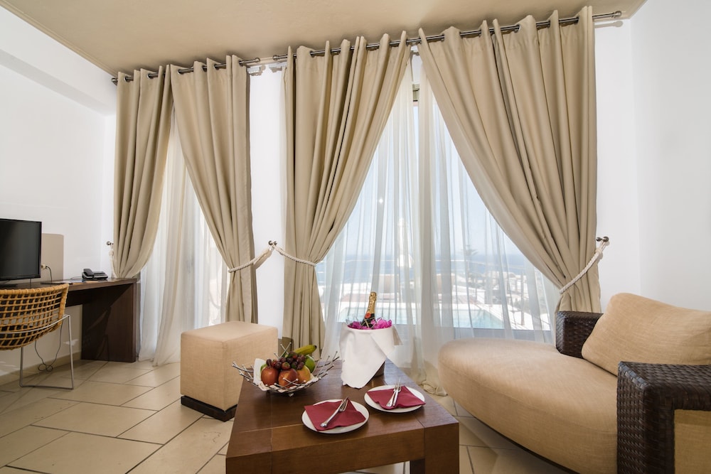Antinea Suites and Spa 47/75