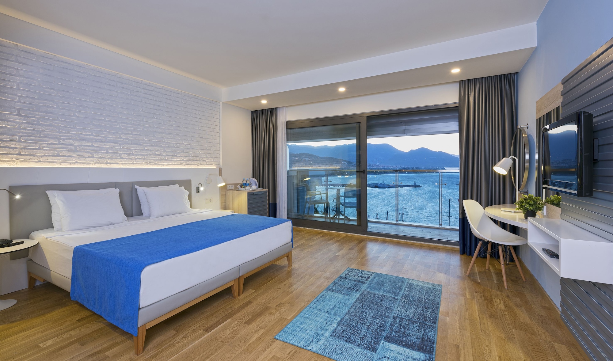 STANDARD, DOUBLE OR TWIN BED