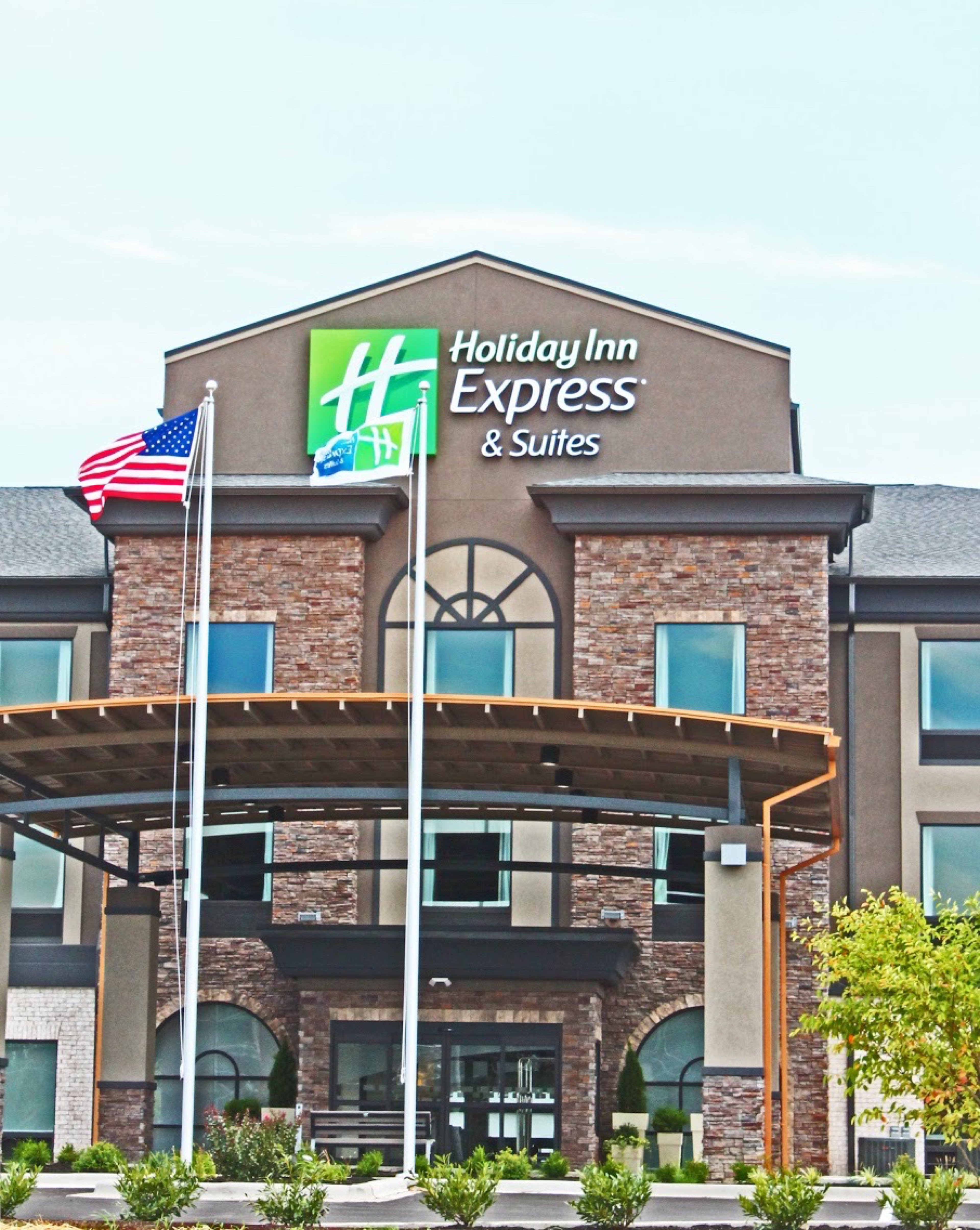 Holiday Inn Express Suites Glasgow 2/45