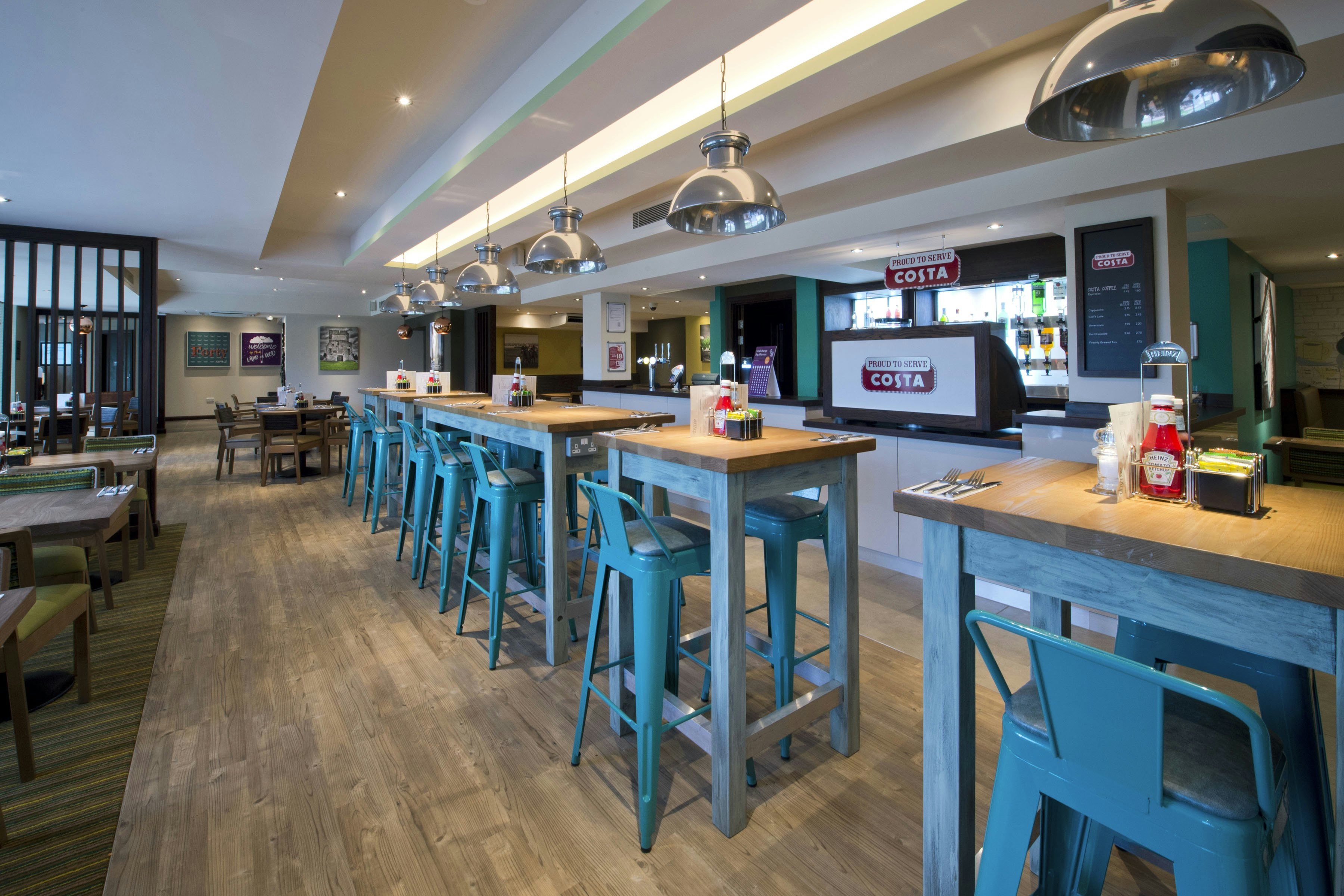 Premier Inn Newbury Town Centre South (A339) 13/27