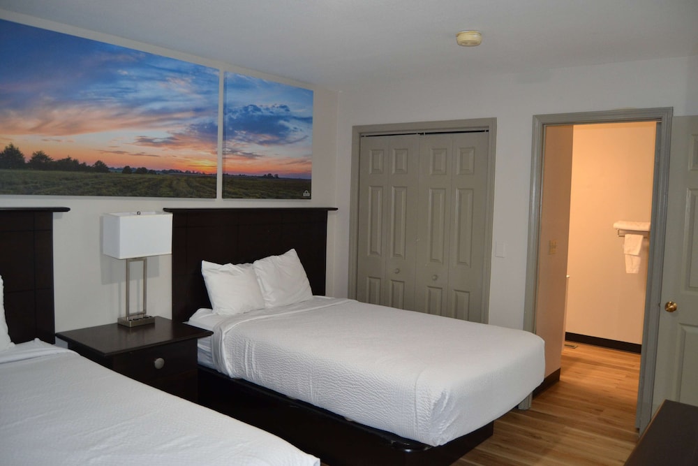 Days Inn & Suites by Wyndham Sikeston 18/51