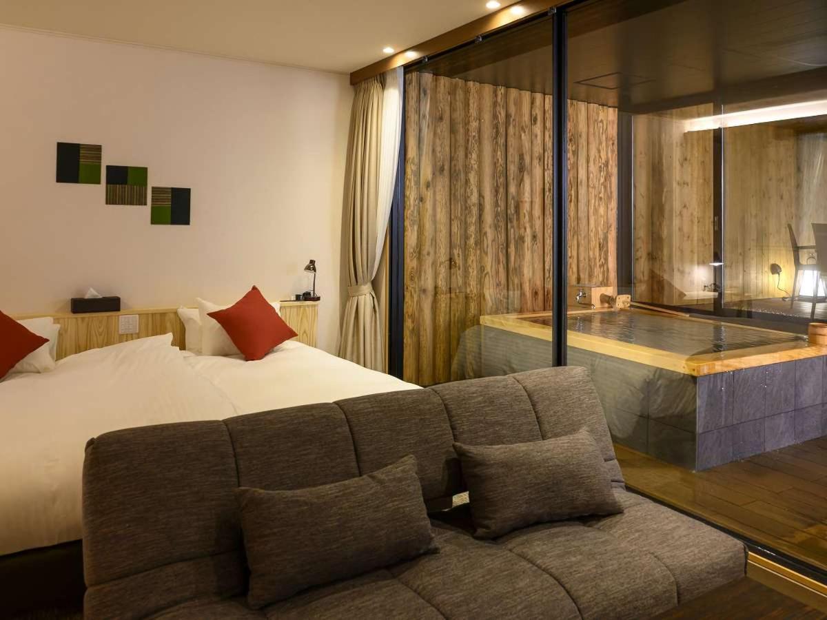 Suite, Outdoor Bath