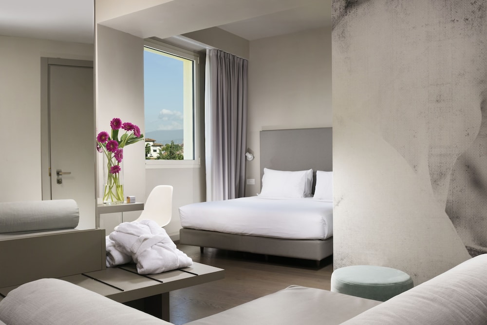 Glance Hotel In Florence 23/70