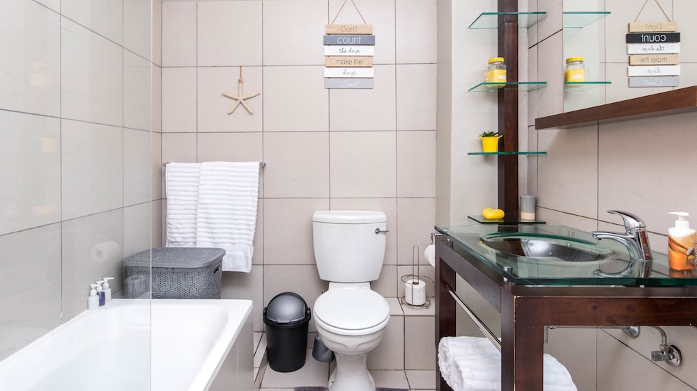 JoziStay Jackal Creek Apartments - Northriding 28/29