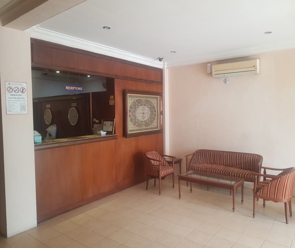 Collection O Peunayong Near Masjid Raya Baiturrahman Formerly Siwah Hotel 10/61