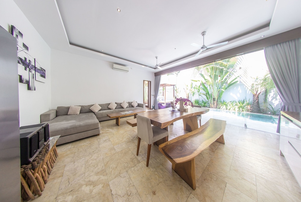 ANEMA VILLA SEMINYAK 47/73