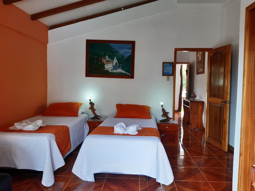 Suymar Ecolodge Galapagos 28/75