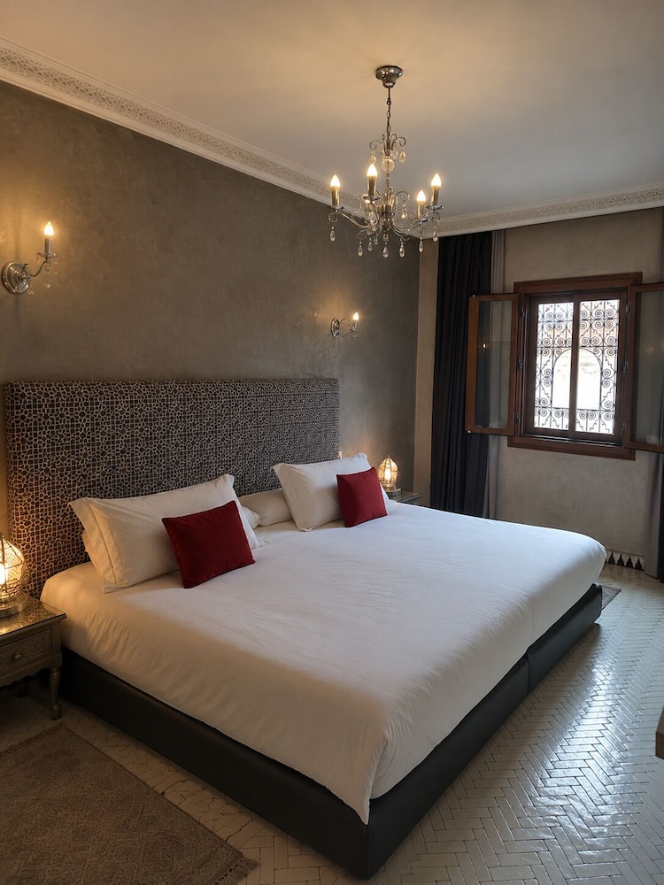 Riad Yacout 13/76