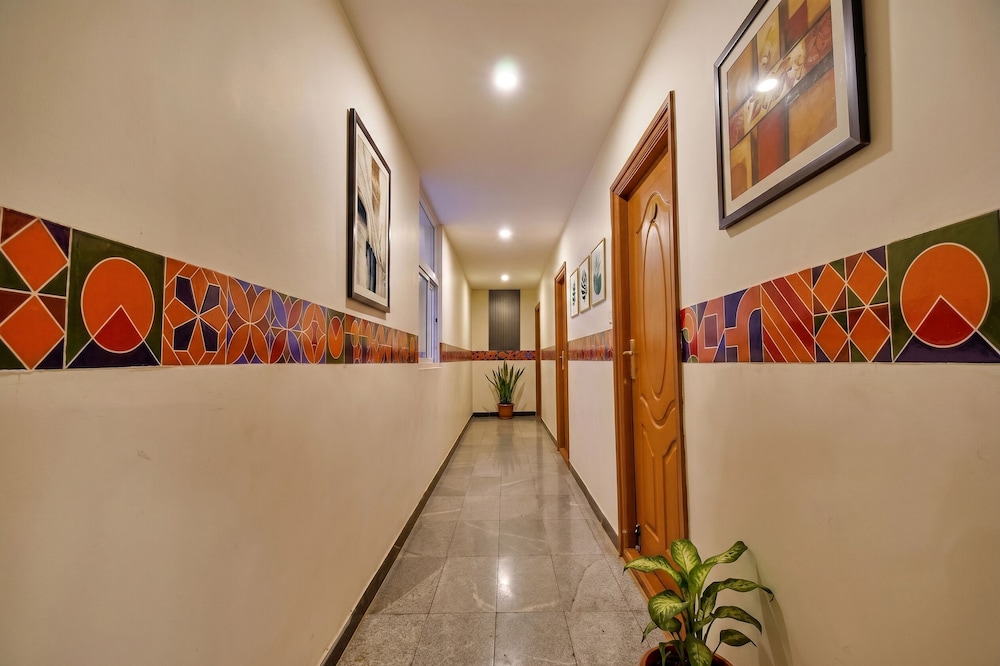 Fabhotel Thejas Paaradise 20/22