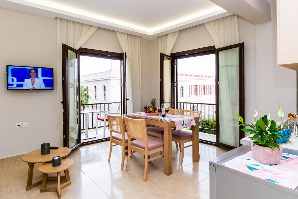 Alektor Luxury Apartments 23/34