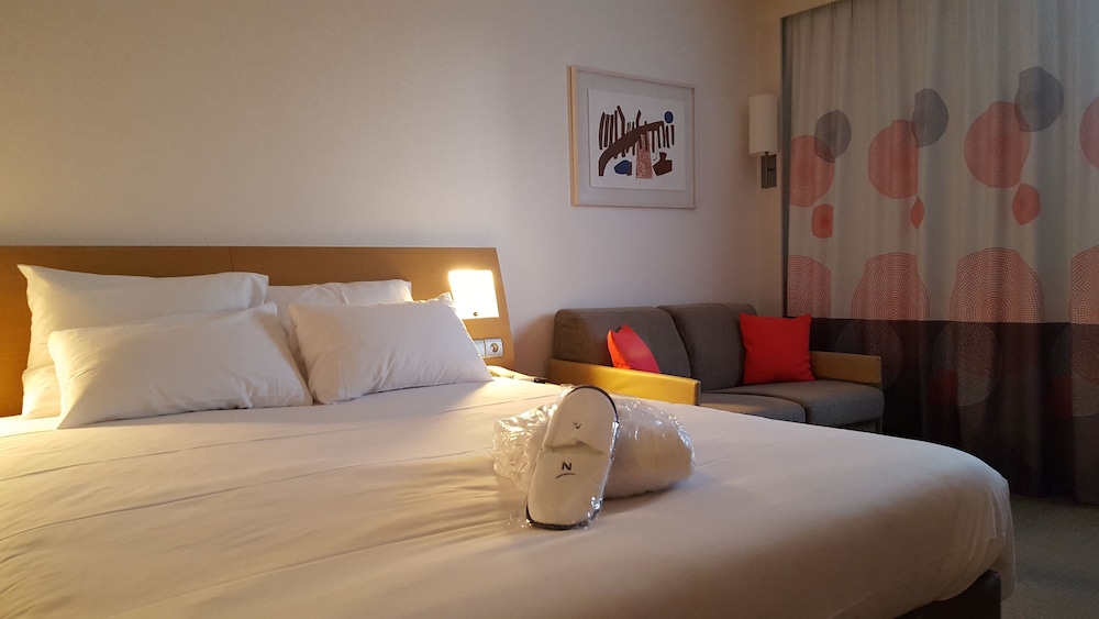 NOVOTEL BOURGES 13/49