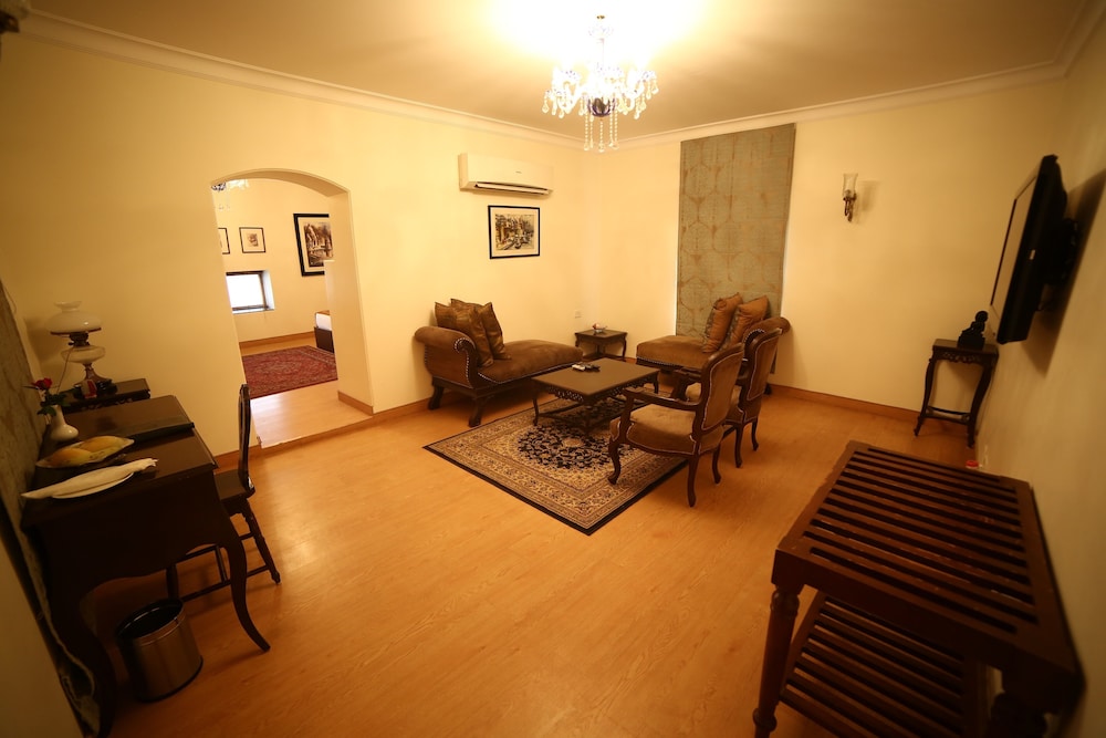 Amritara Suryauday Haveli Varanasi 26/50