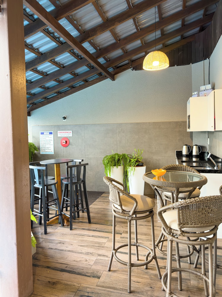 Hotel Gracher Praia 58/68