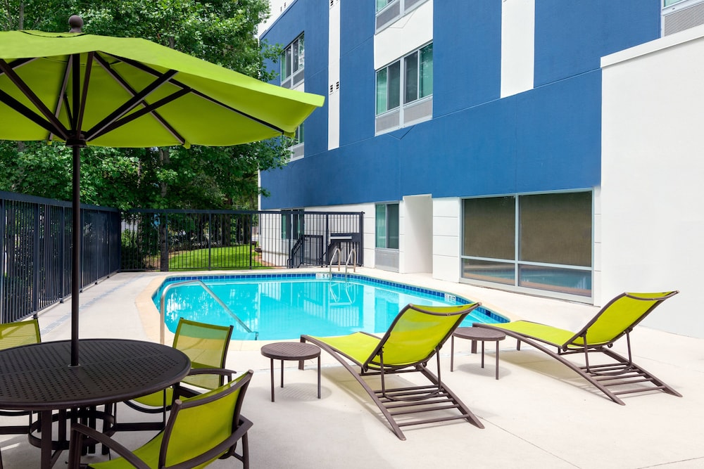 Springhill Suites Tallahassee Central 42/46