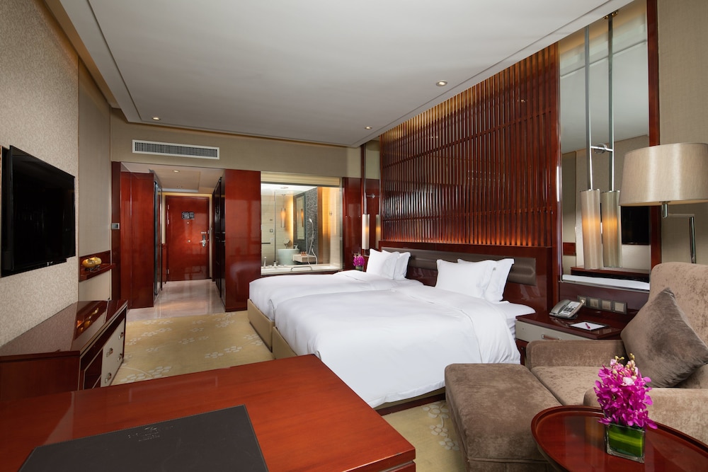 Crowne Plaza Taizhou 24/75