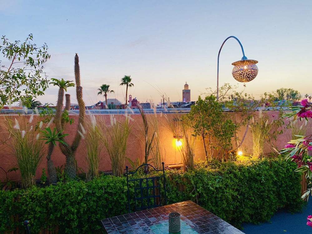 Riad 11 Zitoune 59/69