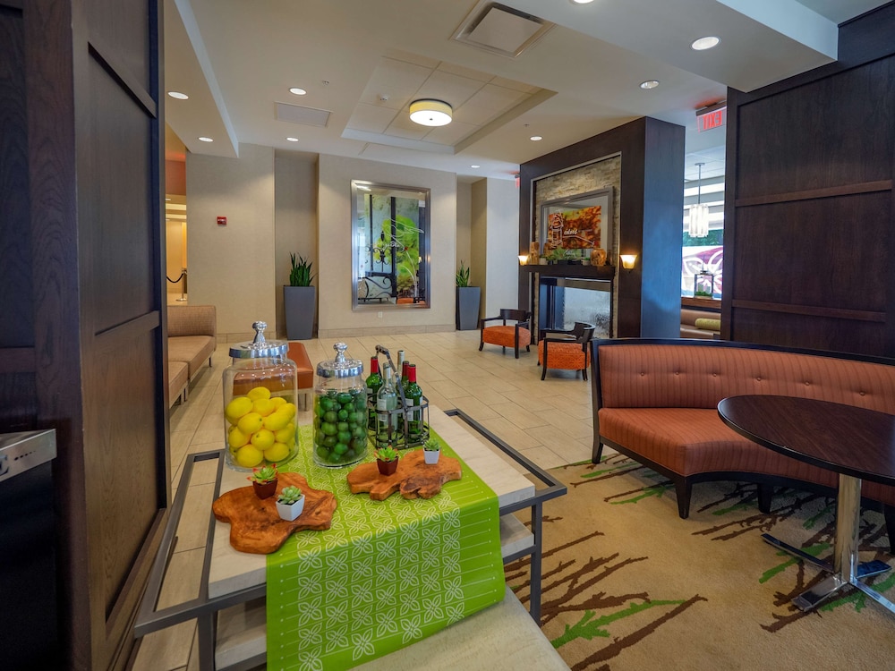HILTON GARDEN INN BUFFALO DOWNTOWN 34/60