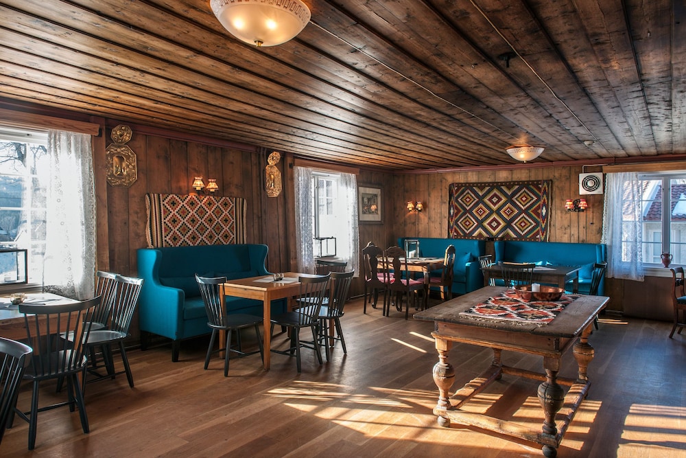 Granavolden Hotel & Gjestgiveri 32/50