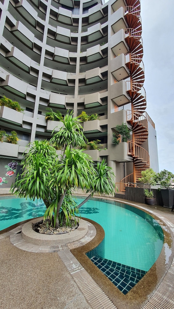 I Pavilion Hotel Phuket 27/33
