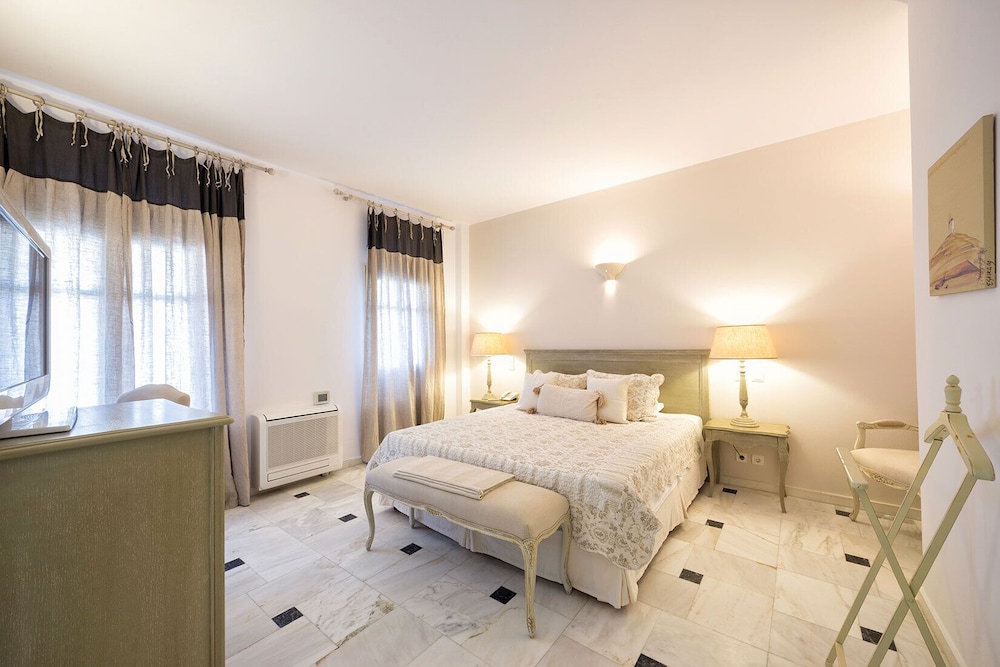 SAINT ANDREA SEA SIDE RESORT 9/70