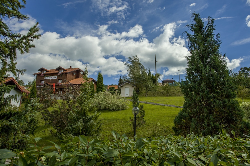 Tourist Center Marko 35/44