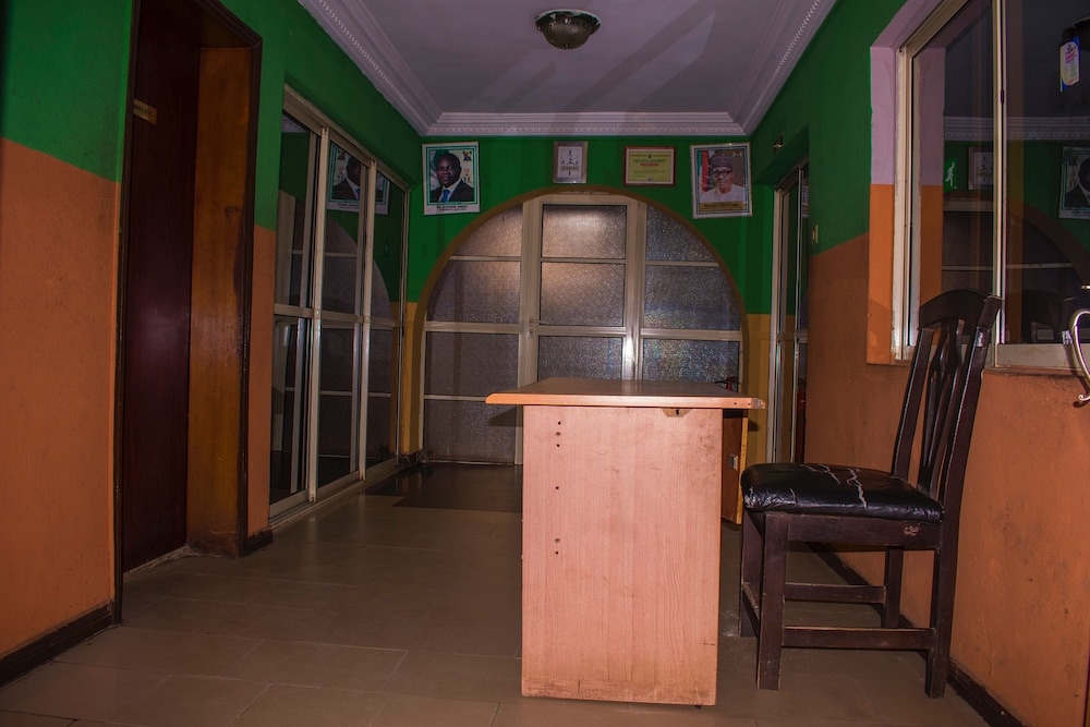 Jolac Hotel And Suites 27/44