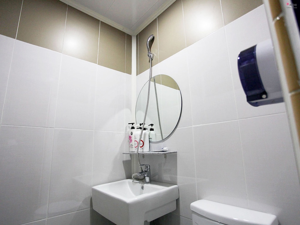 W mini hotel - Hostel 58/62
