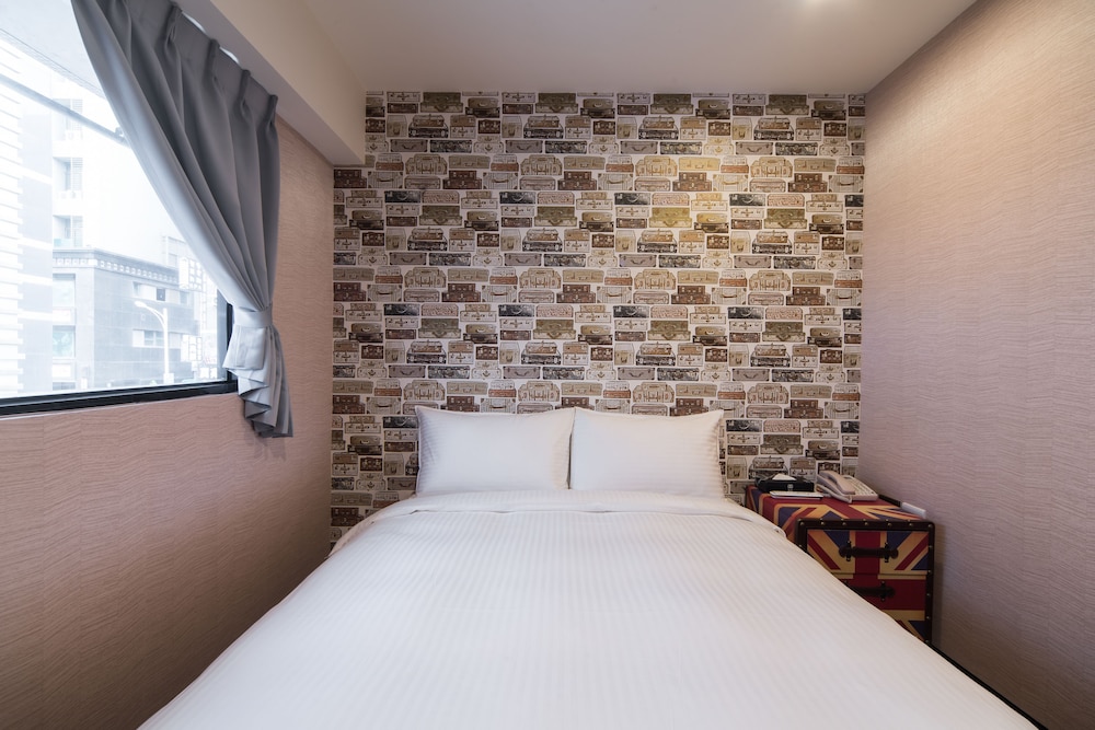 BASIC, DOUBLE BED