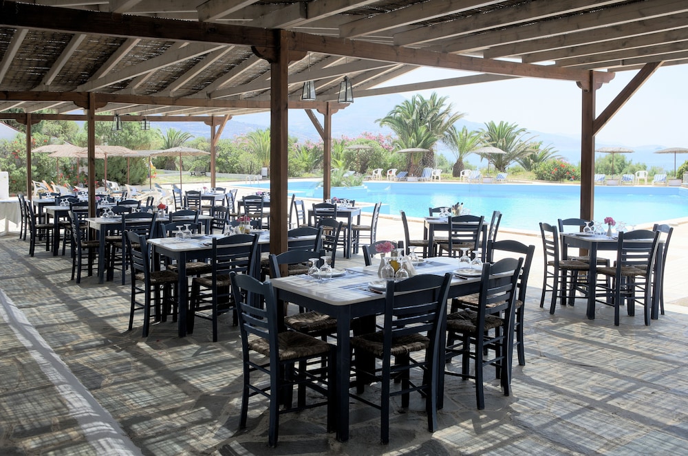 Andros Holiday Hotel 48/68
