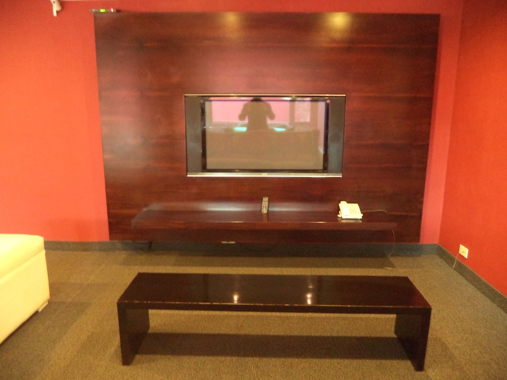 Mil 810 Ushuaia Hotel 13/67