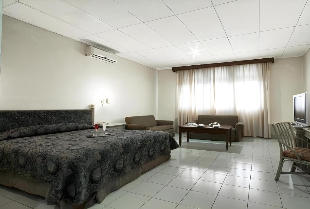 Griyadi Kusuma Sahid Hotel 7/20