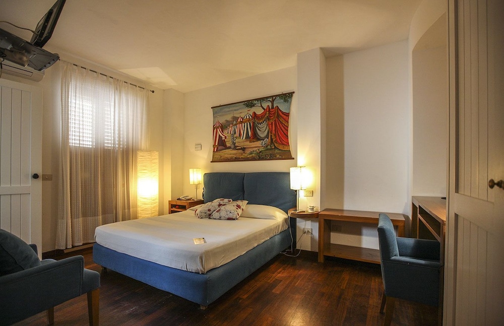 Hotel Pocho 8/50