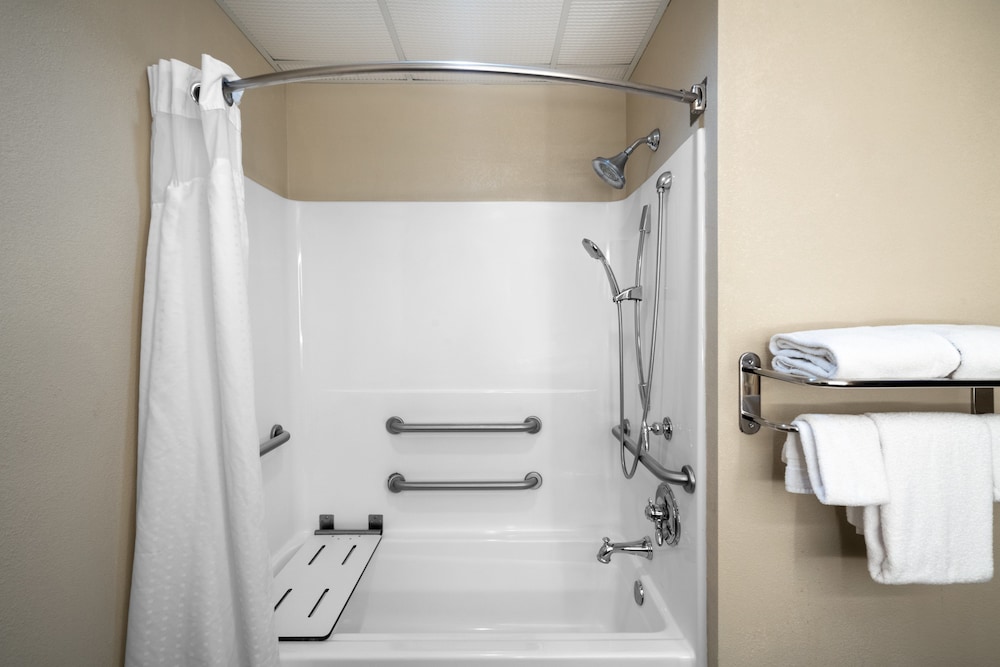Holiday Inn Express Hotel Suites Ashland 21/56