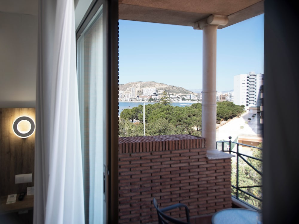 Boutique Calas de Alicante 38/67