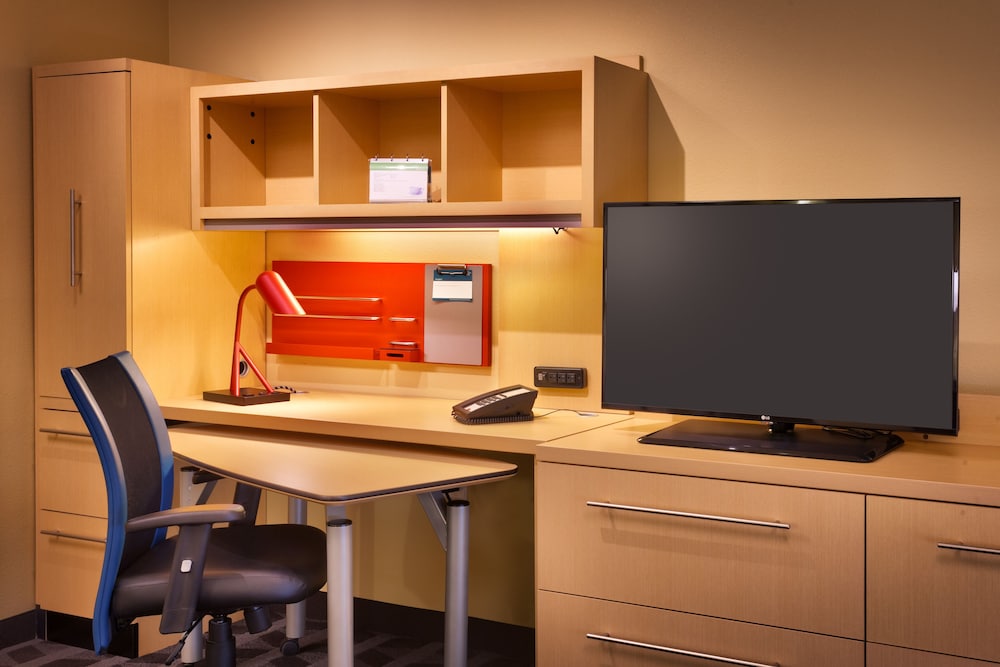 Towneplace Suites By Marriott Dickinson 46/47