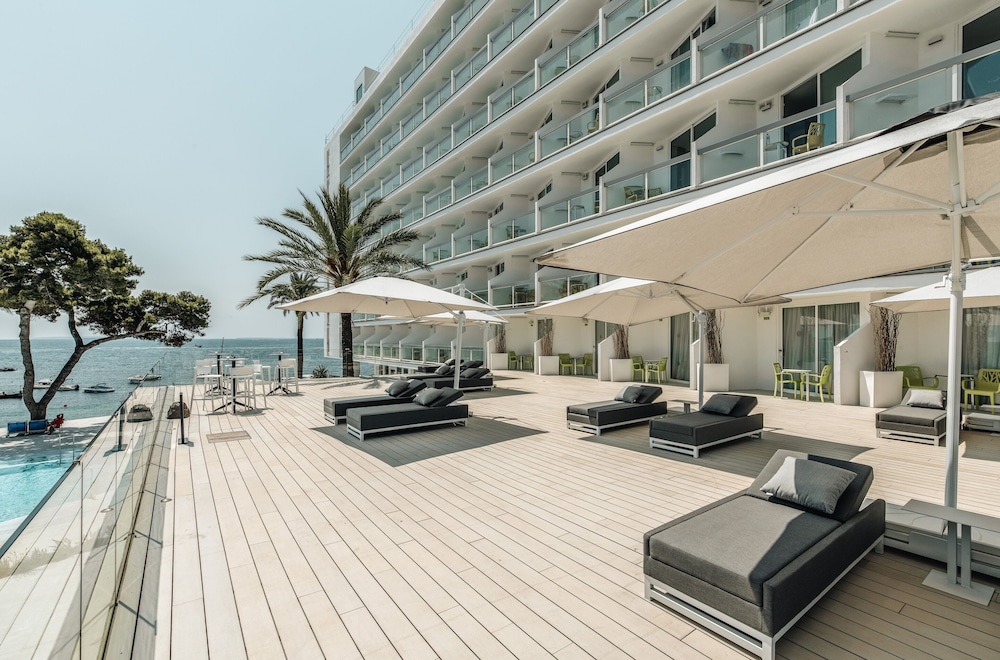The Ibiza Twiins 44/50