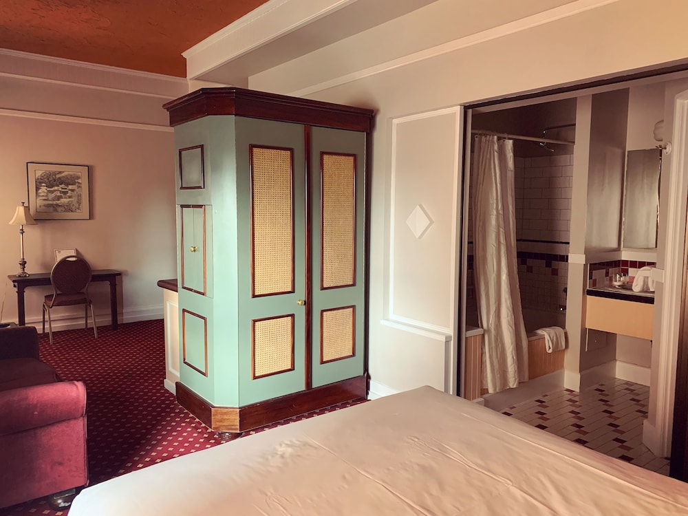 Bedford Regency Hotel, Trademark Collection by Wyndham 35/47