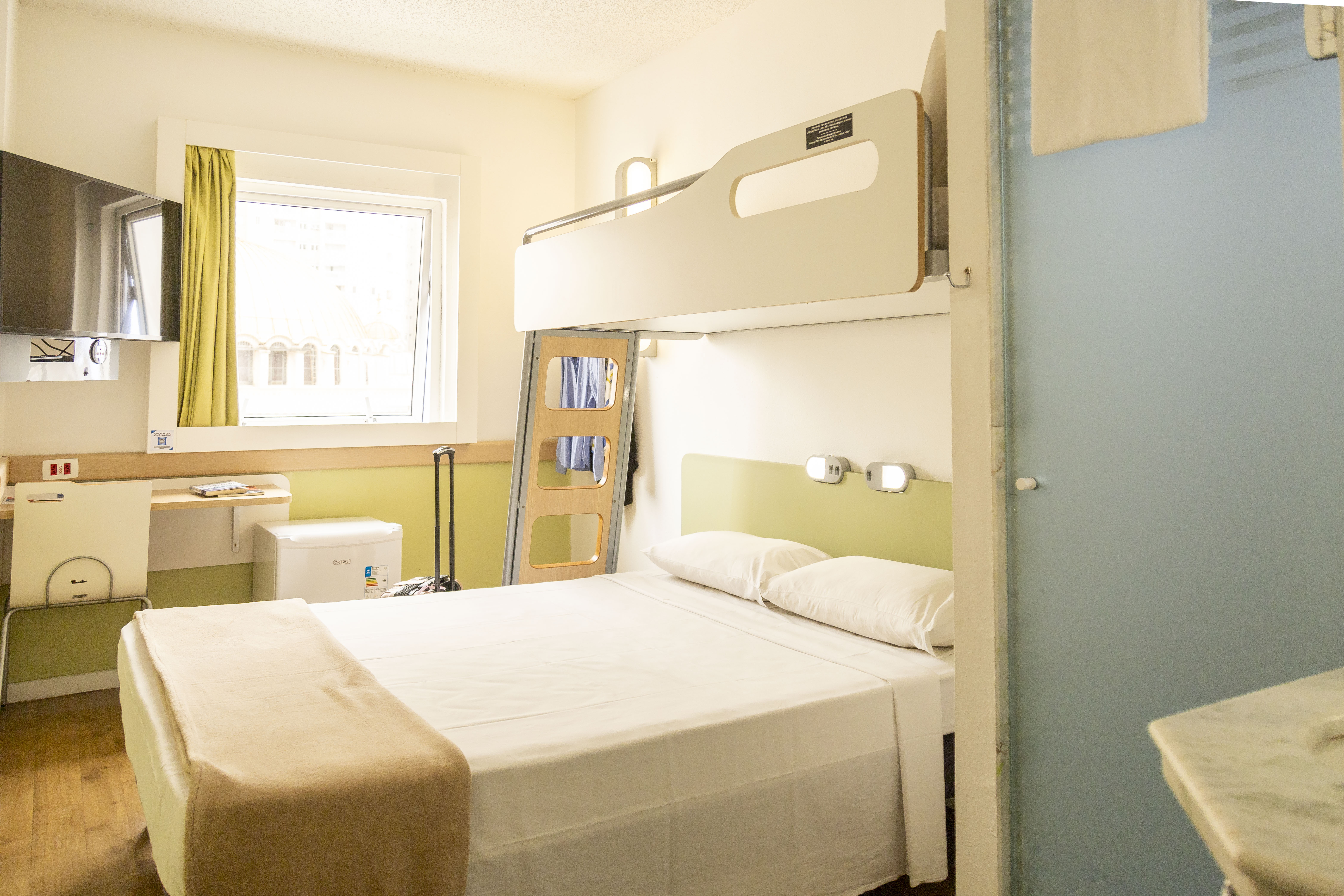 Family, ibis budget Sao Paulo Paraiso 4/6