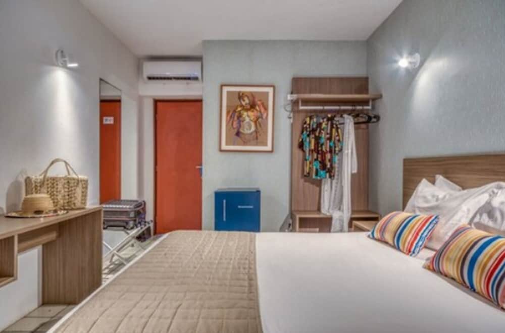 Hotel Areias Belas 16/30