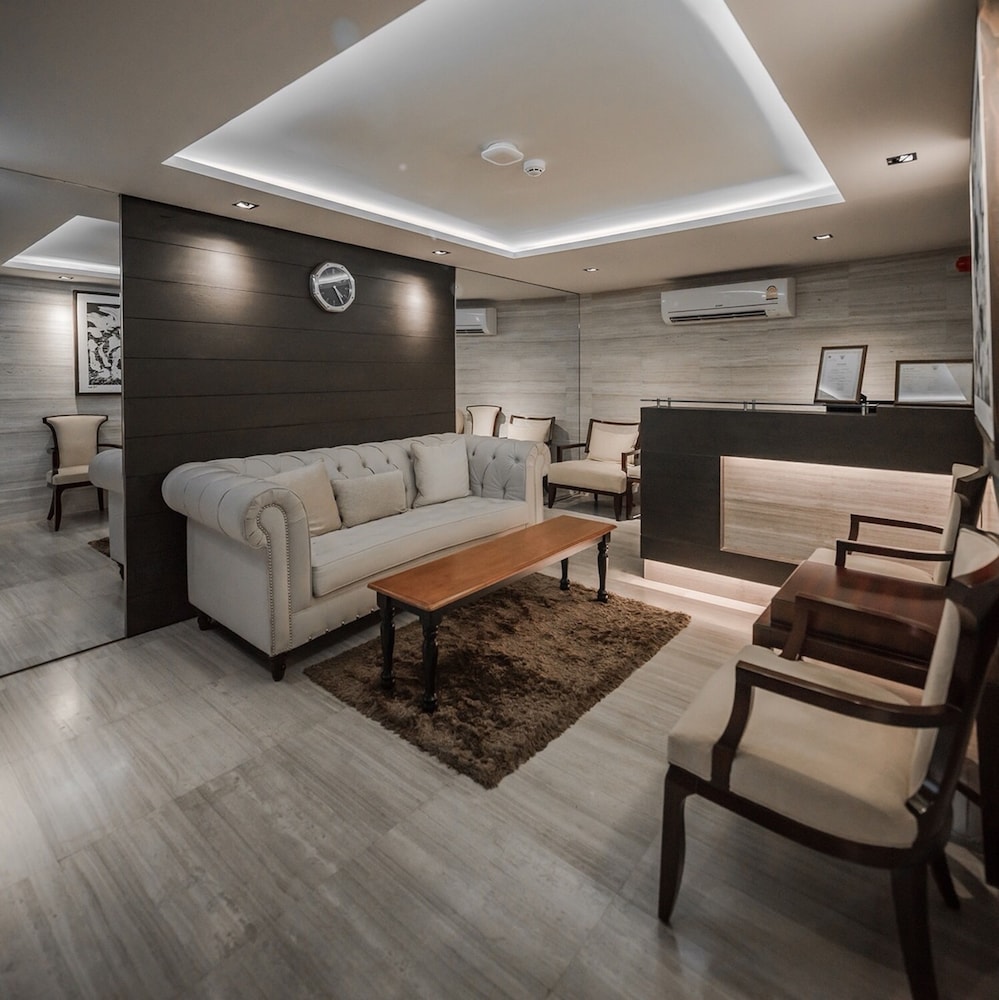 Voque Hotel & Serviced Residence Sukhumvit 51 18/37