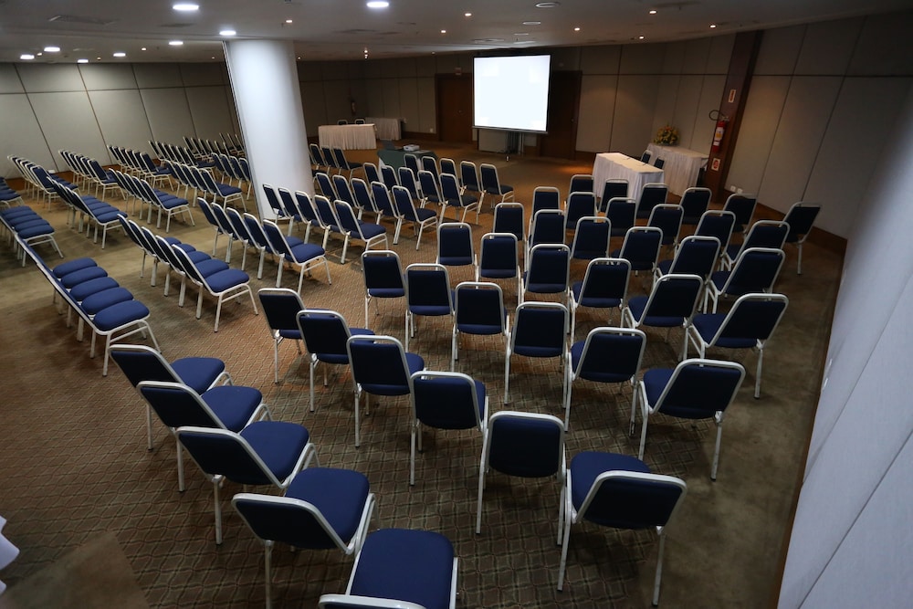 Bourbon Joinville Convention Hotel 60/64